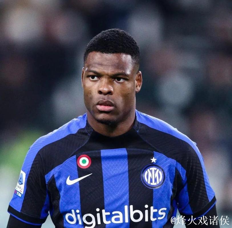 邓弗里斯伤情未明,国米冬窗或考虑引进诺顿-库菲 邓弗里斯伤情未明,国米冬窗或考虑引进诺顿-库菲